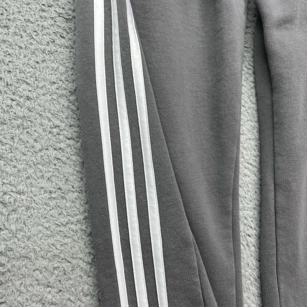 adidas essentials fleece